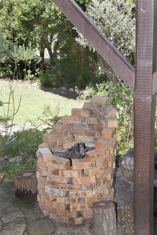 4 Bedroom Property for Sale in Heuningkloof Western Cape